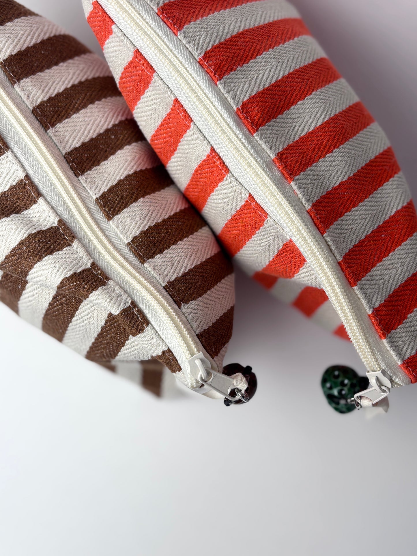 Pochette con charm in ceramica - estate
